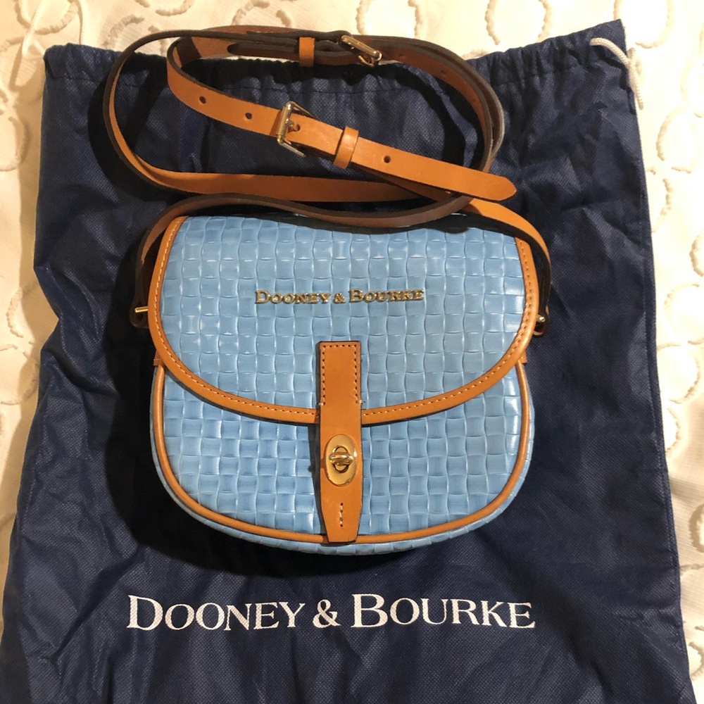 Never used Dooney & Bourke crossbody bag